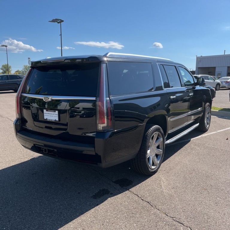 2019 Cadillac Escalade Image 5