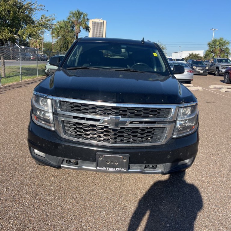 2017 Chevrolet Tahoe Image 2