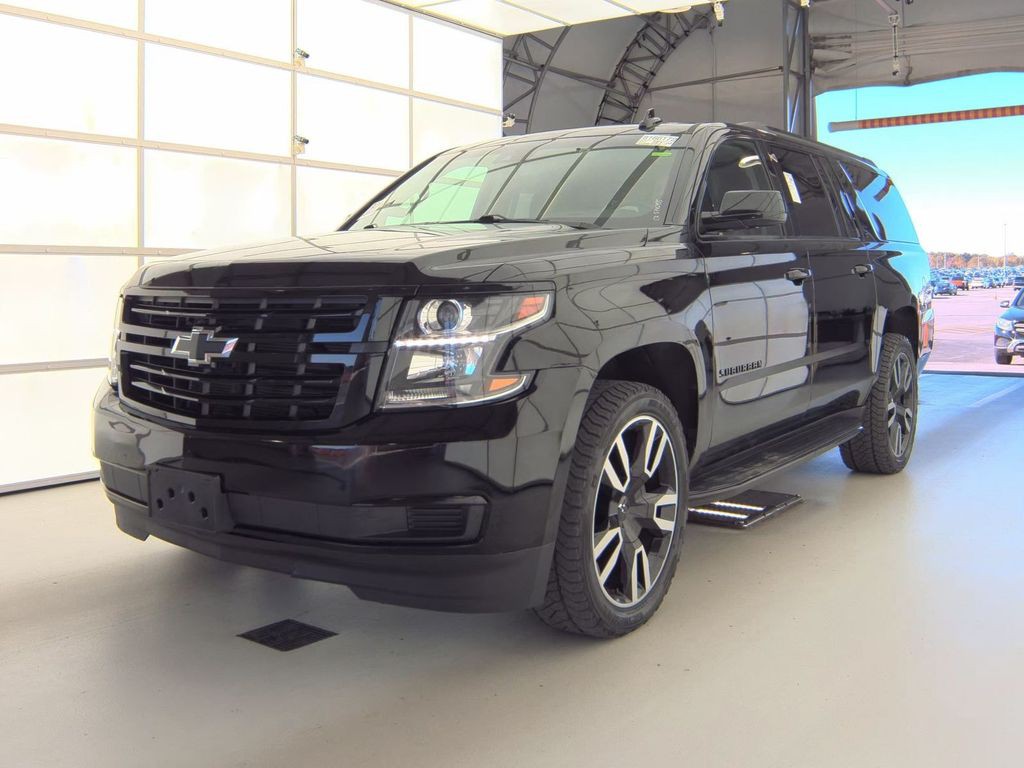 2019 Chevrolet Suburban Image 3