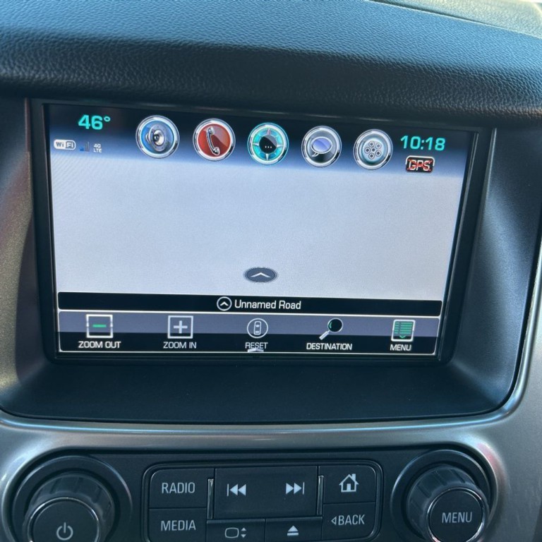 2017 Chevrolet Suburban Image 15