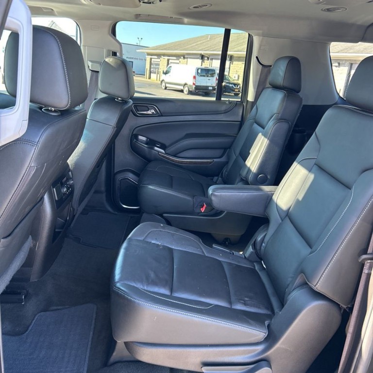 2017 Chevrolet Suburban Image 20