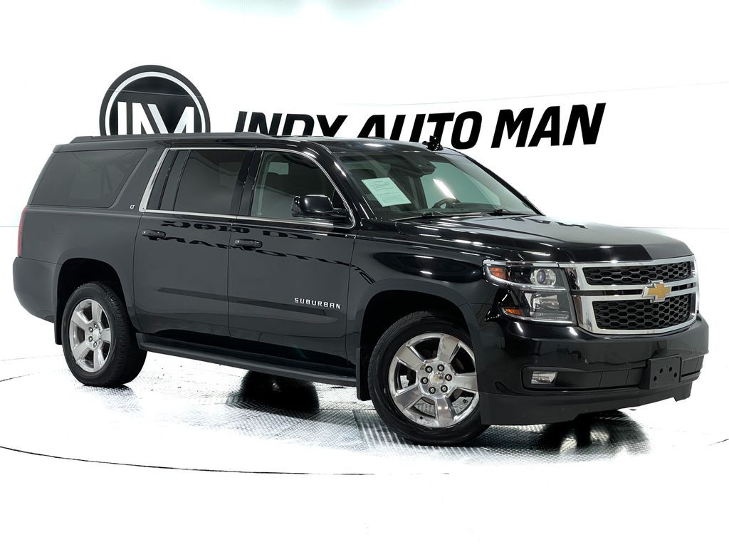 2017 Chevrolet Suburban Image 2