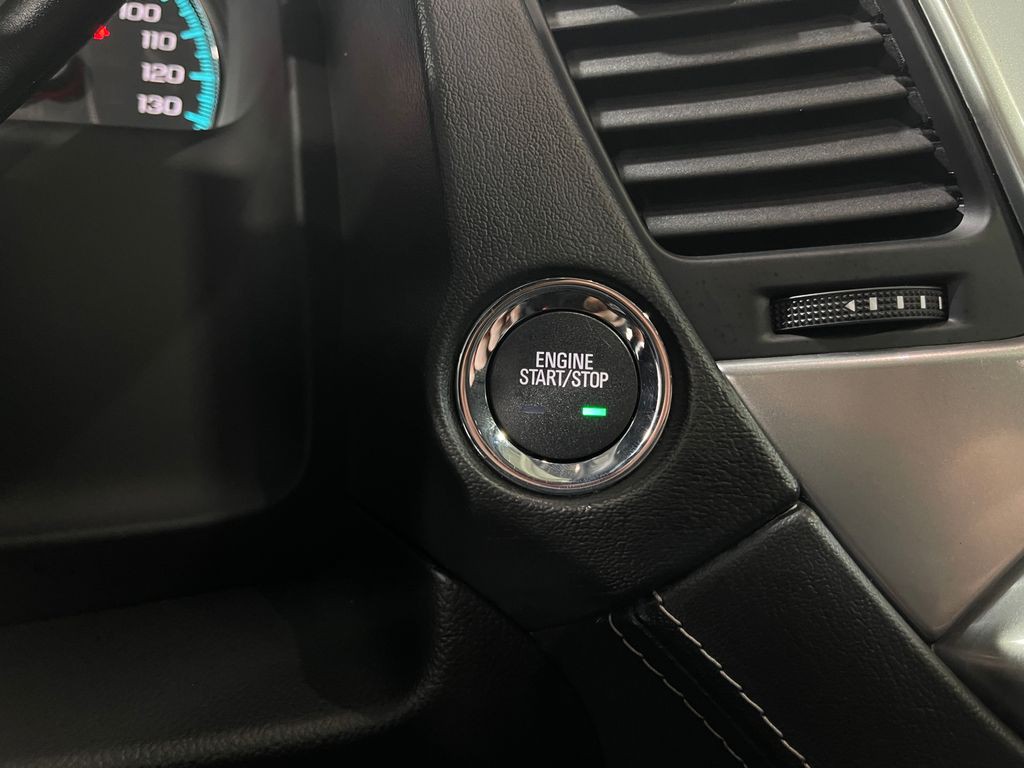 2017 Chevrolet Suburban Image 20