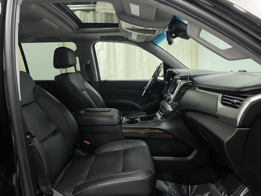 2017 Chevrolet Suburban Image 34