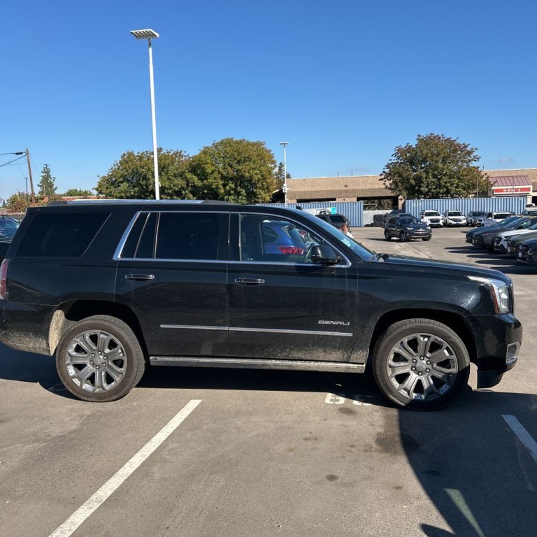 2016 GMC Yukon Image 3