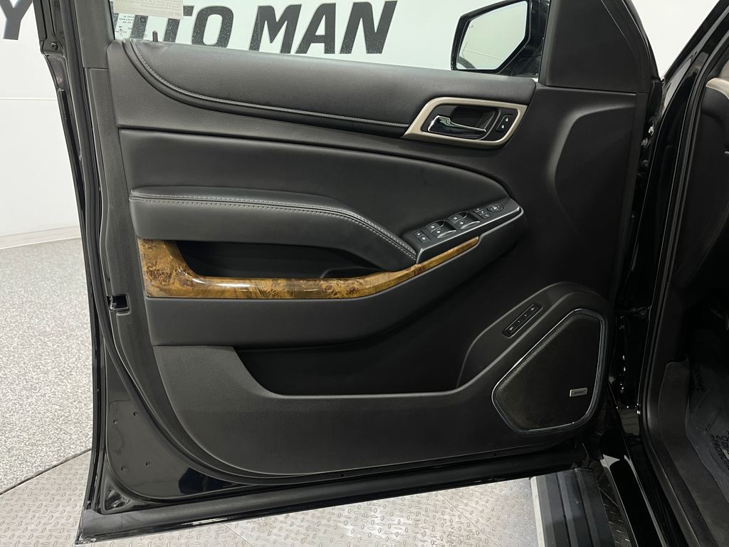 2016 GMC Yukon Image 17