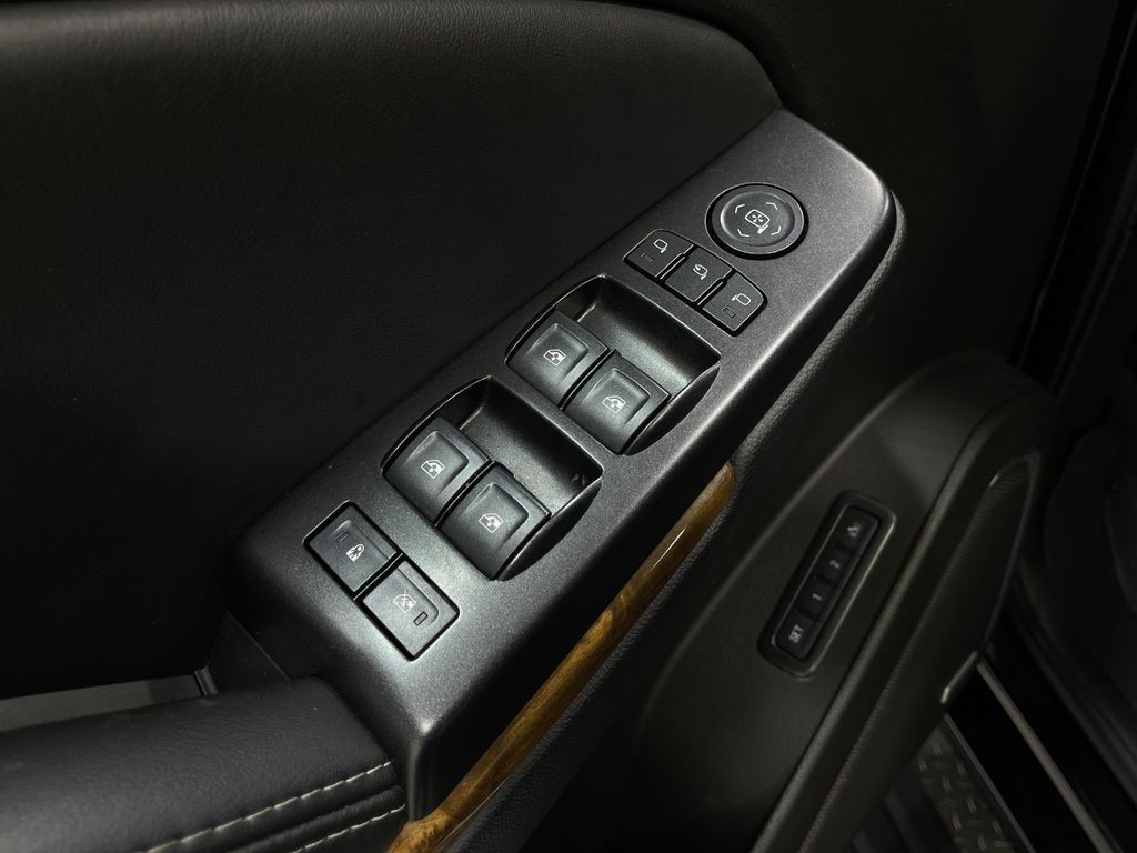 2016 GMC Yukon Image 18