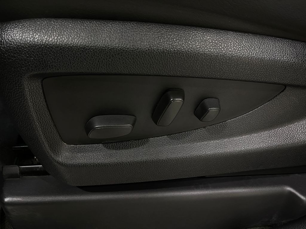 2016 GMC Yukon Image 19