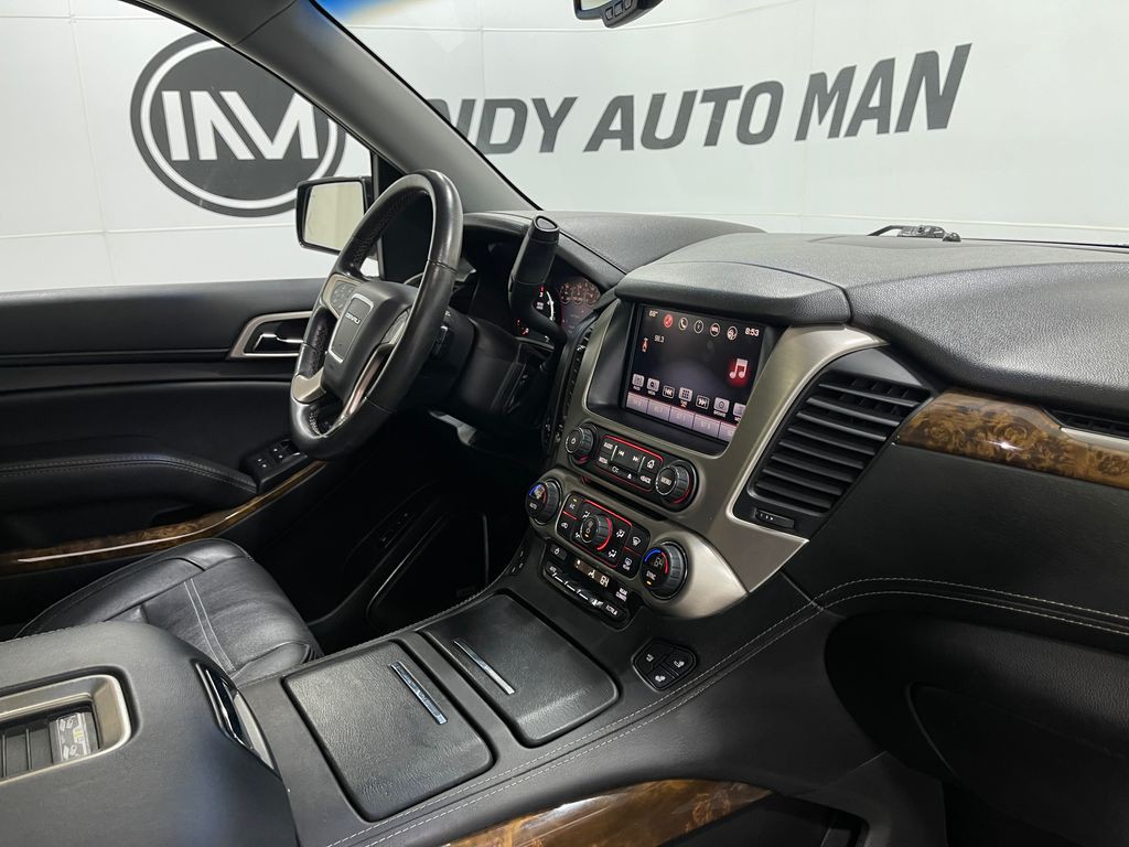 2016 GMC Yukon Image 22