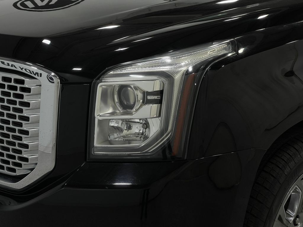 2016 GMC Yukon Image 37
