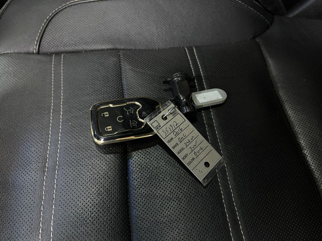 2016 GMC Yukon Image 41