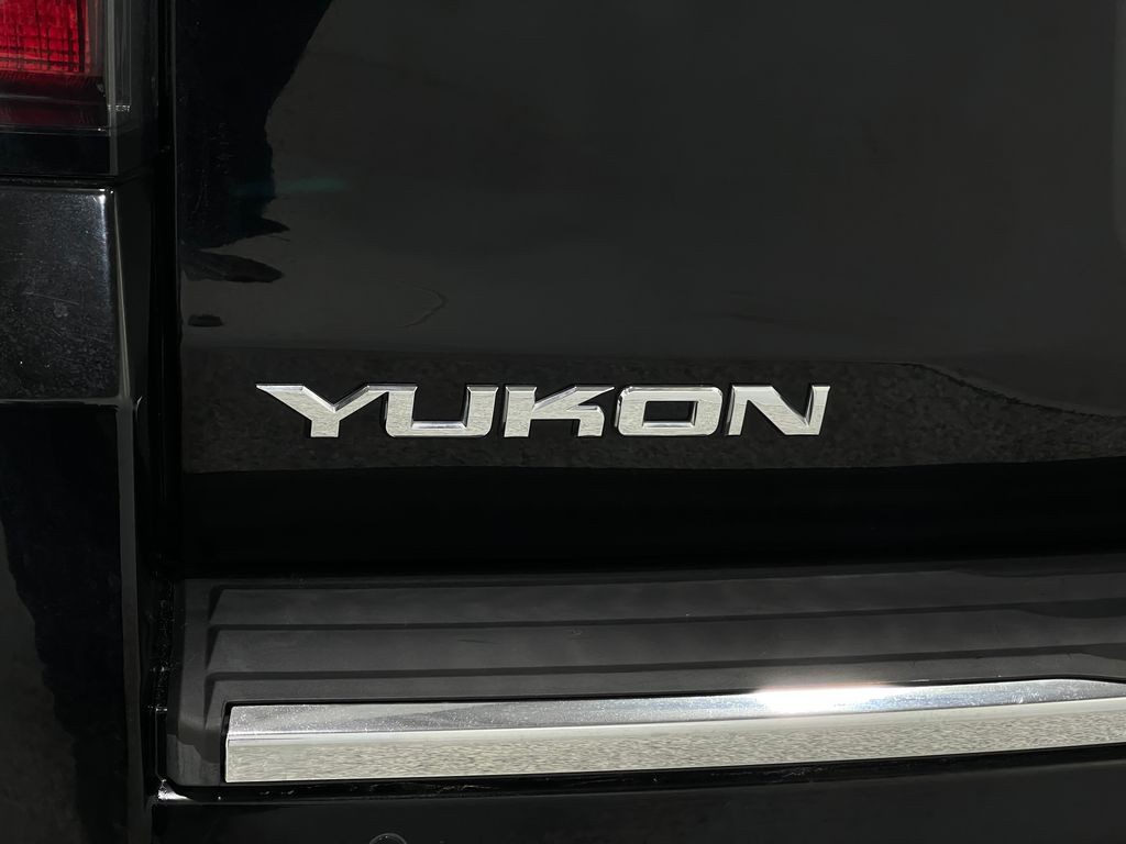 2016 GMC Yukon Image 44