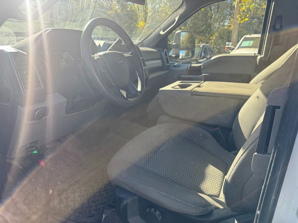 2020 Ford F-350 Image 6