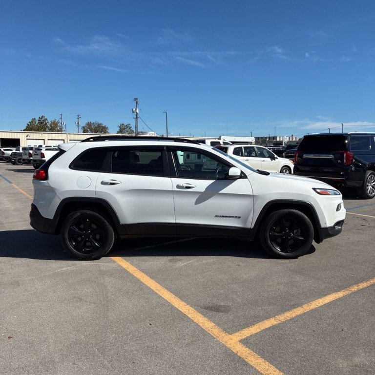 2018 Jeep Cherokee Image 3