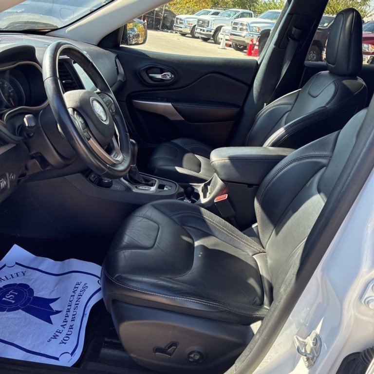 2018 Jeep Cherokee Image 6