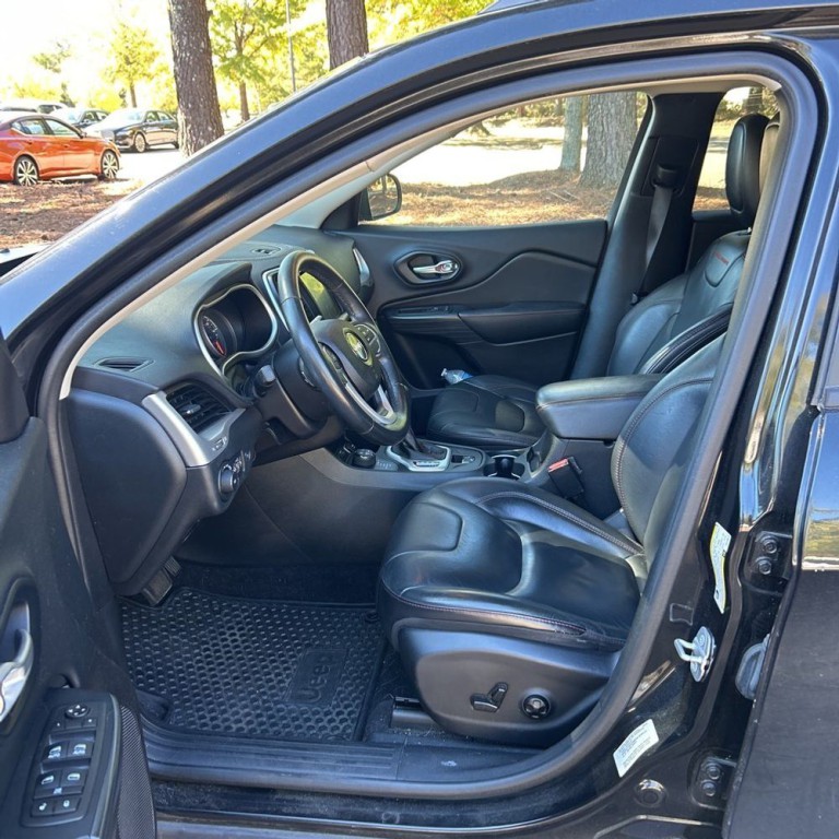 2016 Jeep Cherokee Image 5