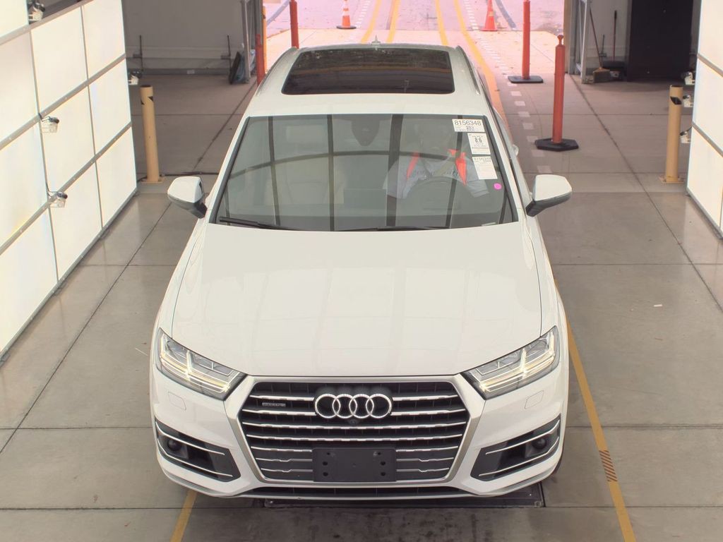 2018 Audi Q7 Image 2