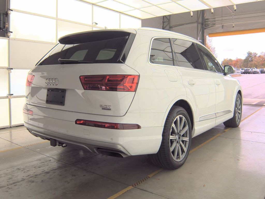 2018 Audi Q7 Image 4
