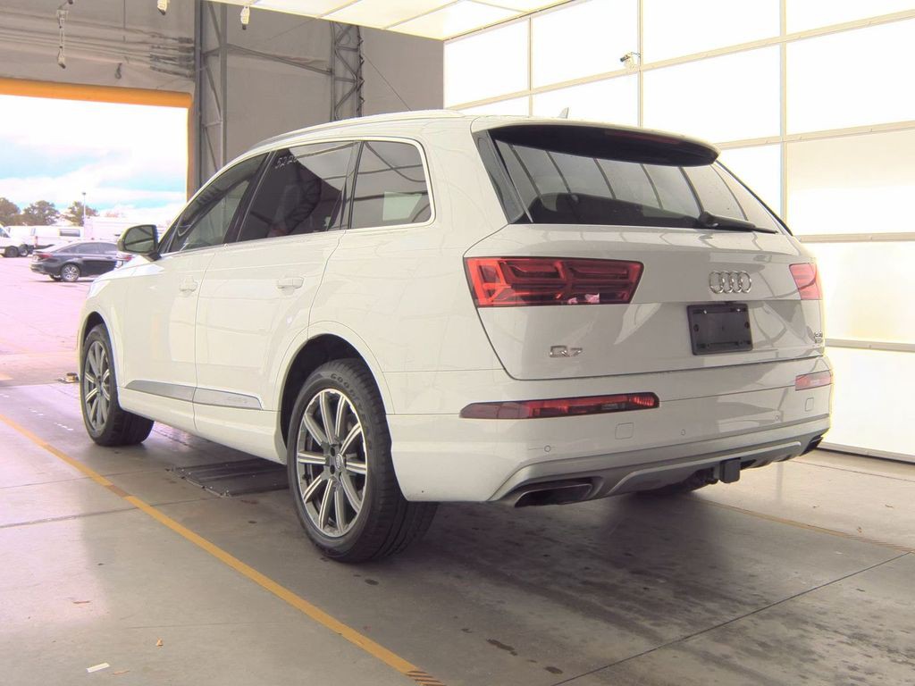 2018 Audi Q7 Image 6
