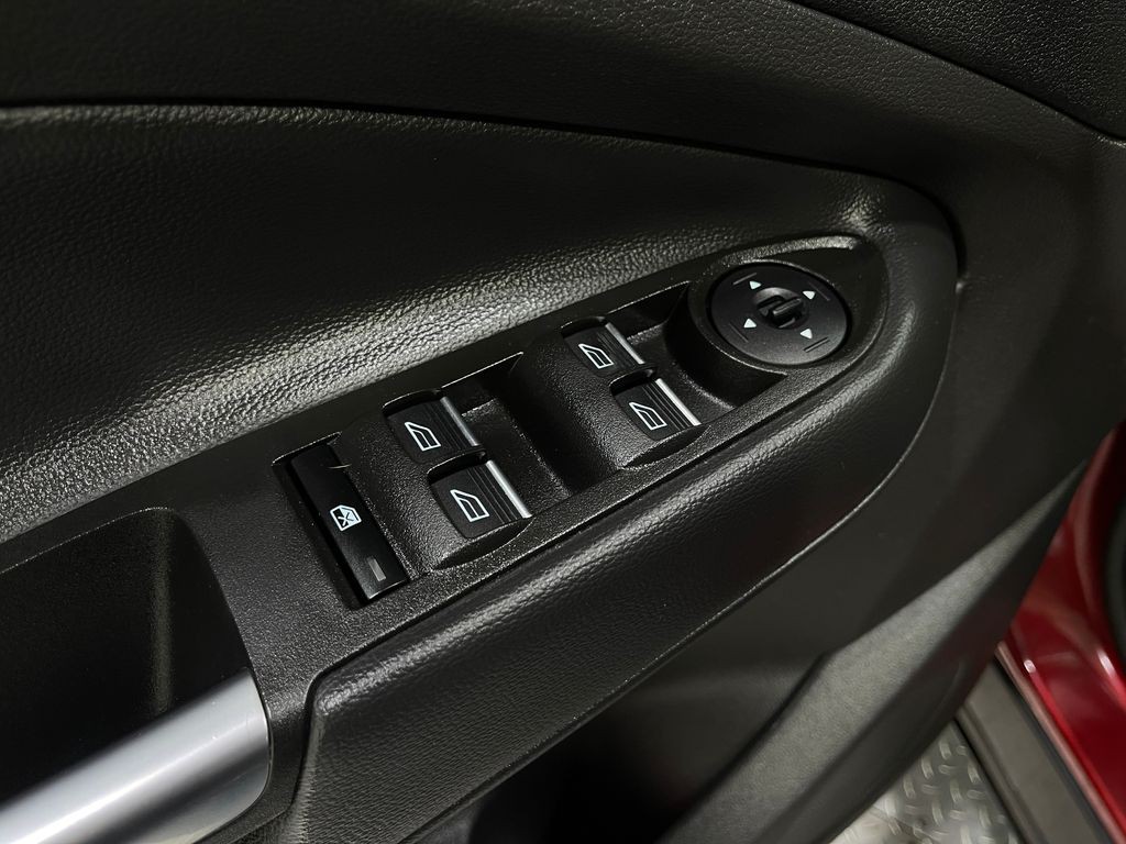 2017 Ford Escape Image 17