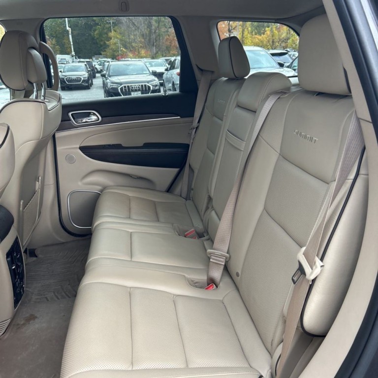 2021 Jeep Grand Cherokee Image 15