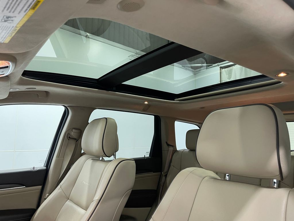 2021 Jeep Grand Cherokee Image 12