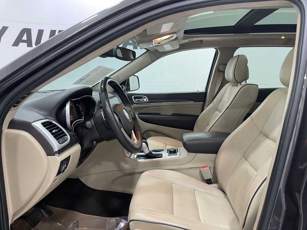 2021 Jeep Grand Cherokee Image 14