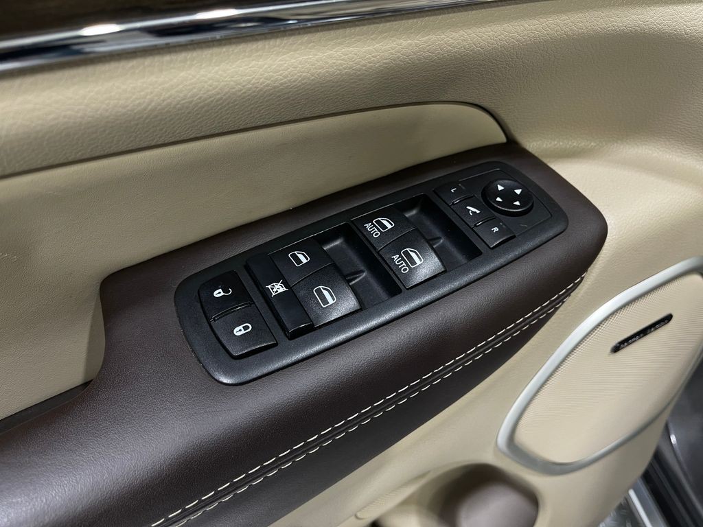 2021 Jeep Grand Cherokee Image 17