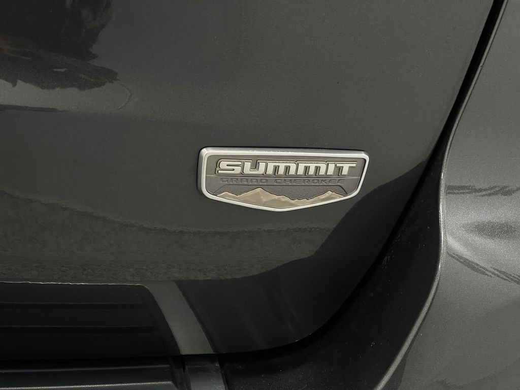 2021 Jeep Grand Cherokee Image 42