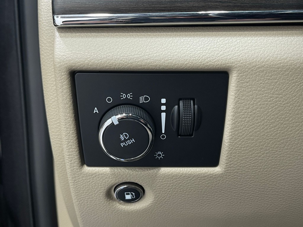 2021 Jeep Grand Cherokee Image 22