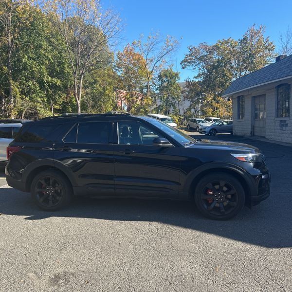 2020 Ford Explorer Image 3