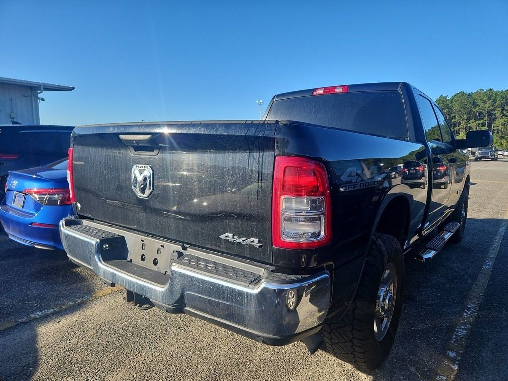 2019 RAM 2500 Image 3