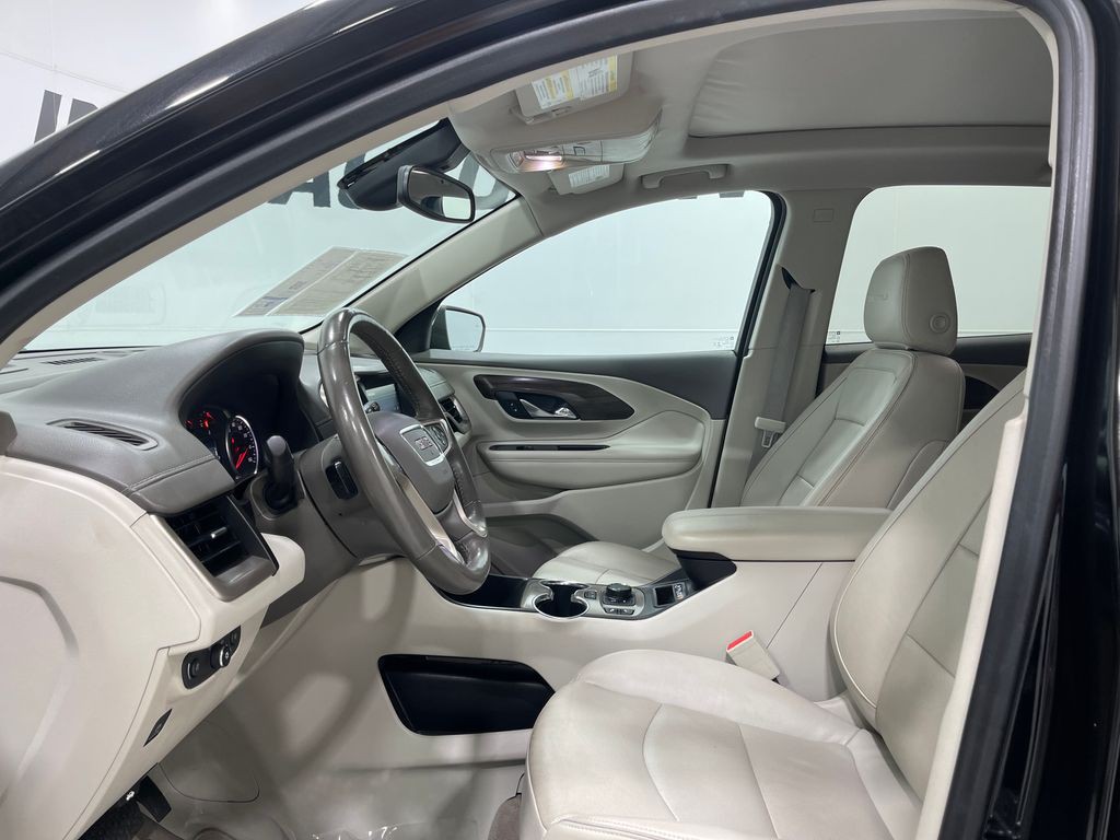 2018 GMC Terrain Image 12