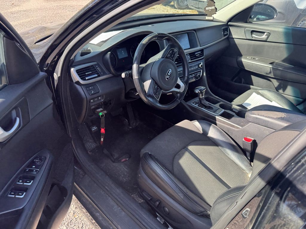 2018 Kia Optima Image 5