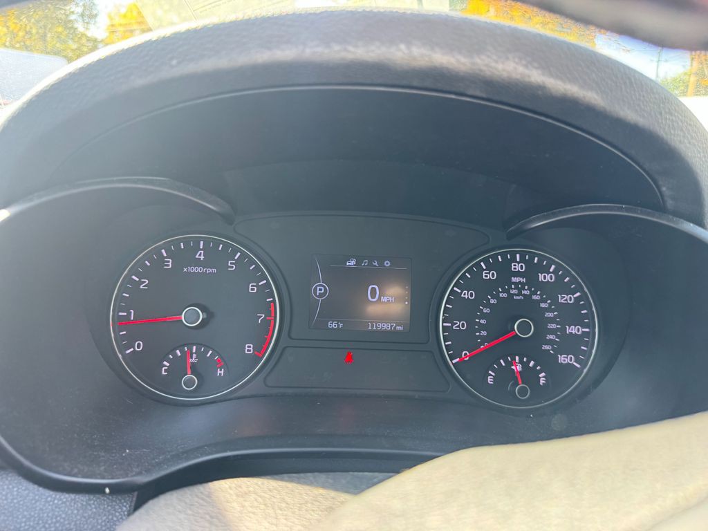 2018 Kia Optima Image 7