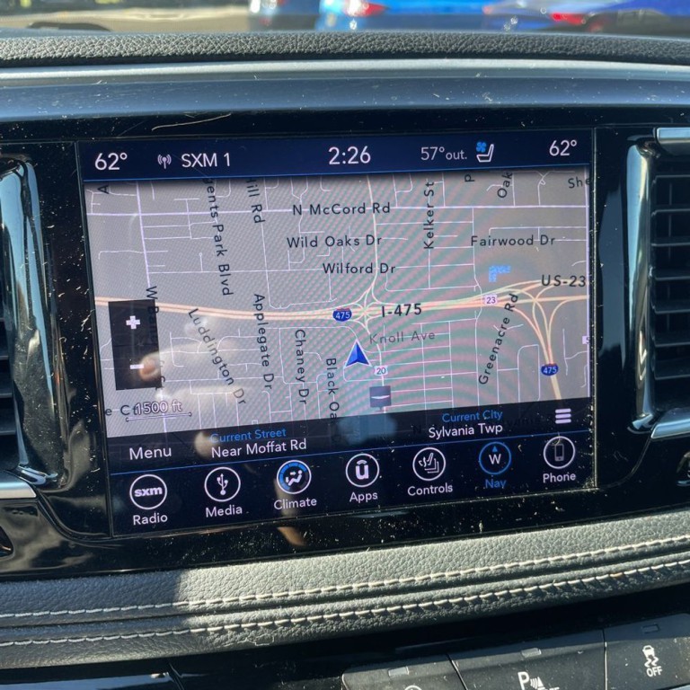 2018 Chrysler Pacifica Image 12