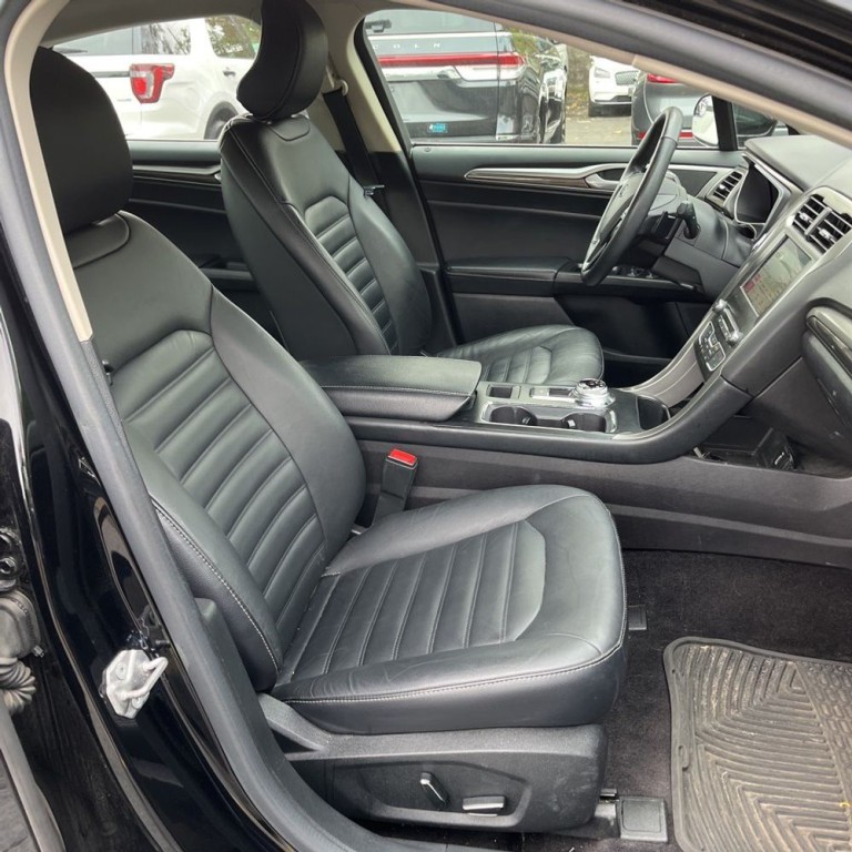 2017 Ford Fusion Image 9