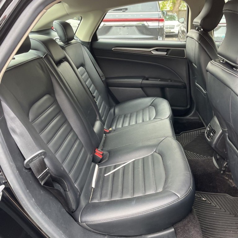 2017 Ford Fusion Image 14