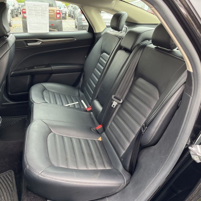 2017 Ford Fusion Image 15