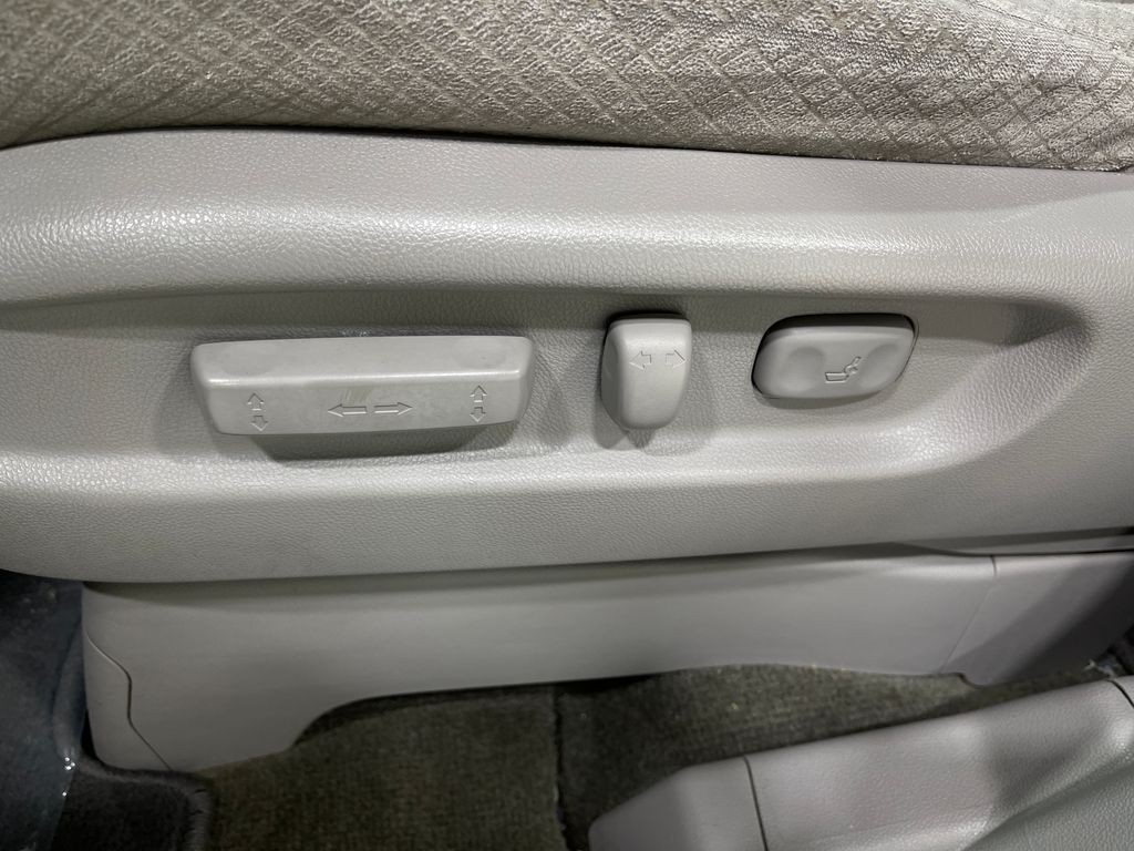 2017 Honda Odyssey Image 15