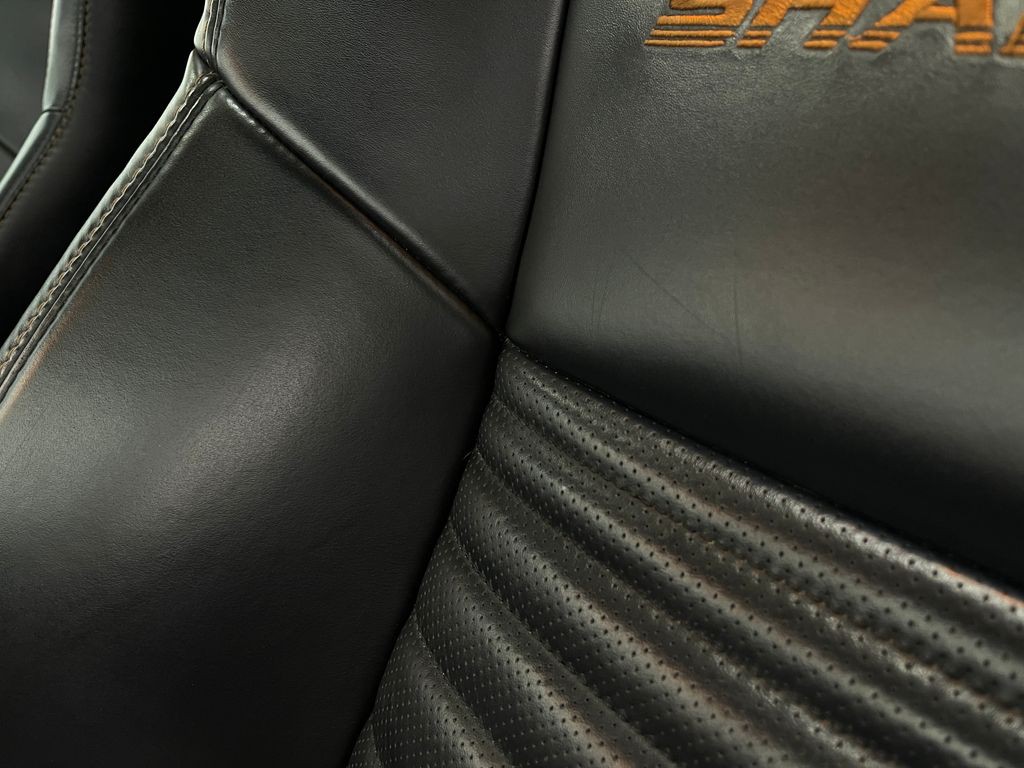 2016 Dodge Challenger Image 20