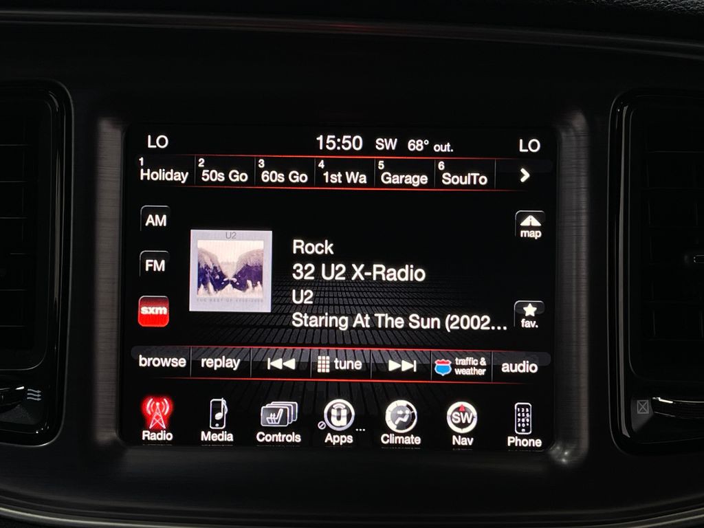 2016 Dodge Challenger Image 26