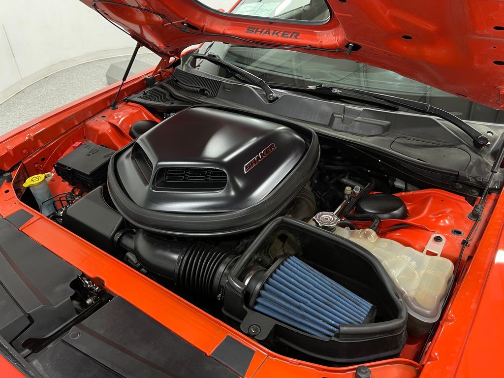 2016 Dodge Challenger Image 30