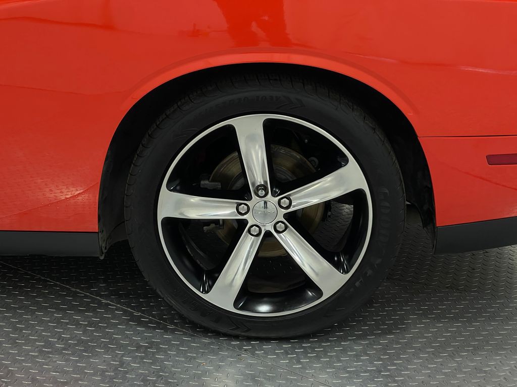 2016 Dodge Challenger Image 37