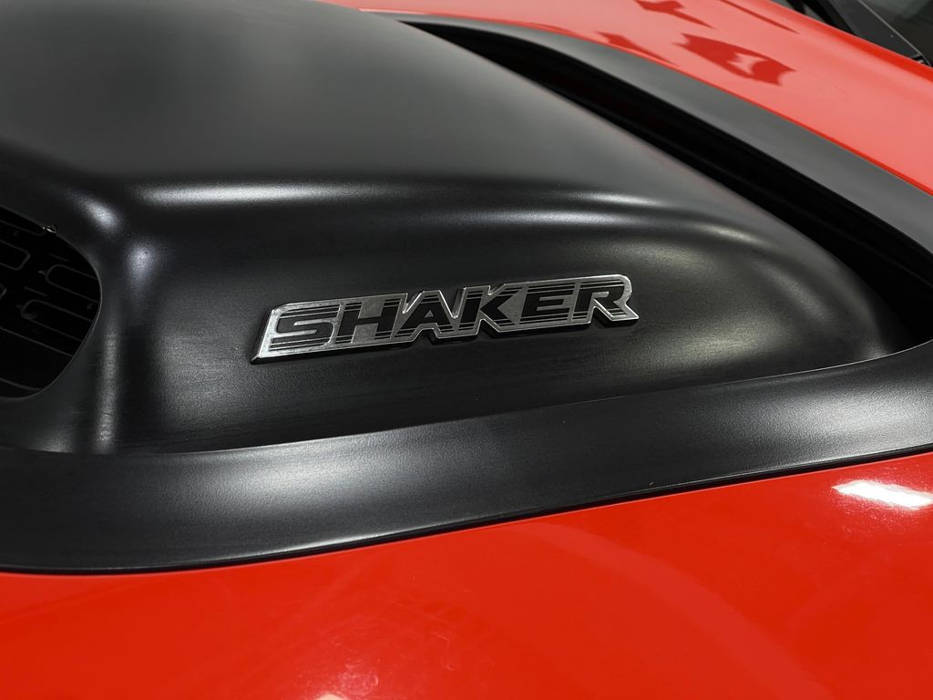 2016 Dodge Challenger Image 42