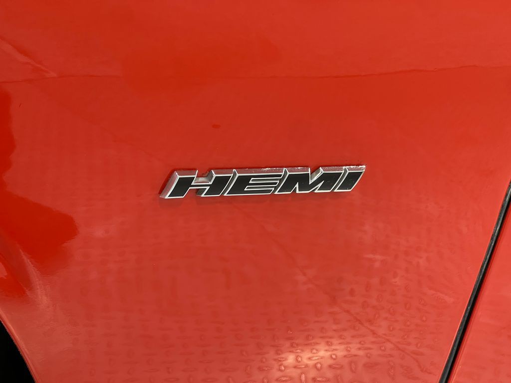 2016 Dodge Challenger Image 43