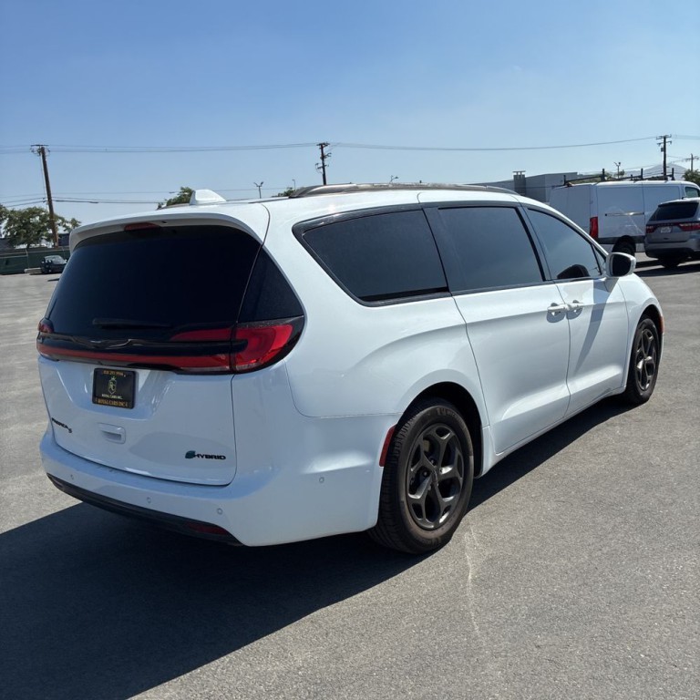 2021 Chrysler Pacifica Image 6