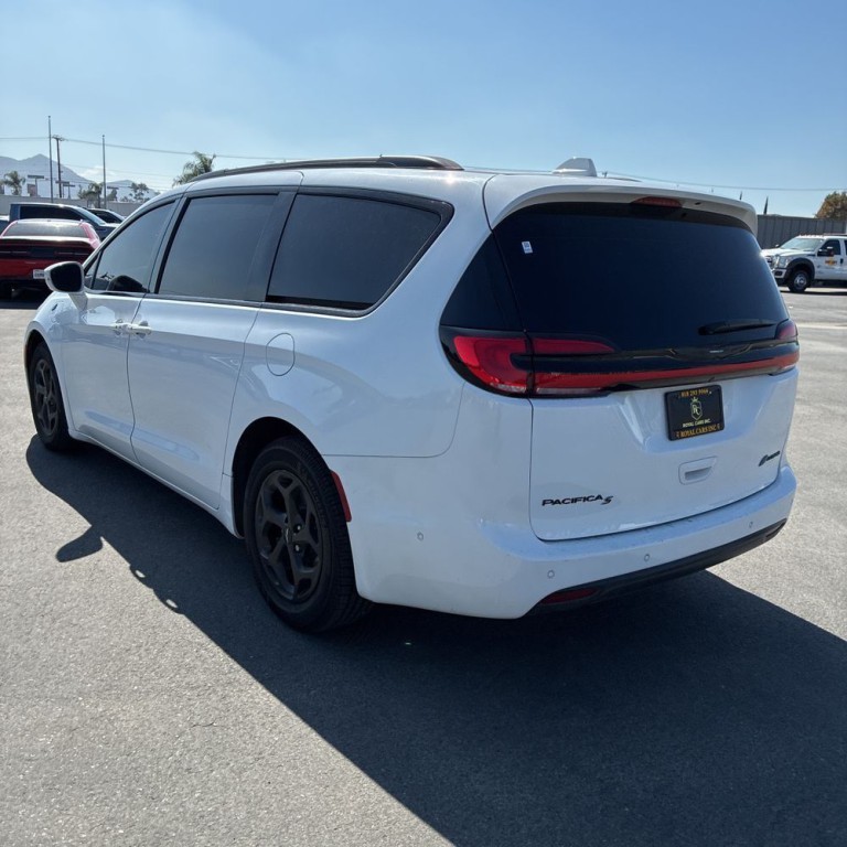 2021 Chrysler Pacifica Image 7