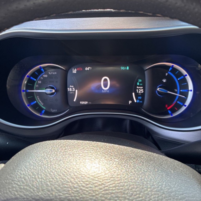 2021 Chrysler Pacifica Image 11