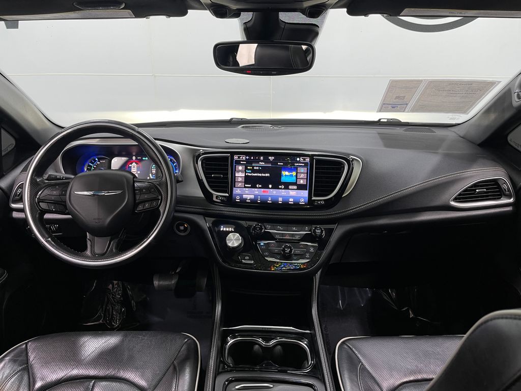 2021 Chrysler Pacifica Image 18